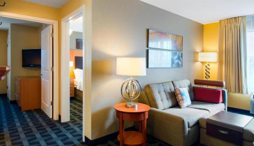 One-Bedroom Queen Suite with Sofa Bed