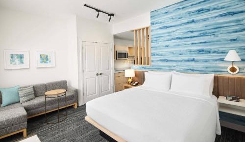 King Studio with Sofa Bed