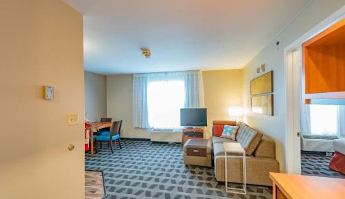 One-Bedroom Suite