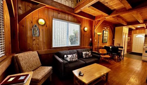 One-Bedroom Holiday Home