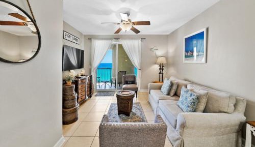 Two-Bedroom Apartment with Terrace and Sea View