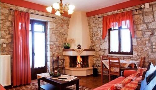 Studio (2 Adults)