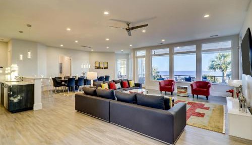 Seven-Bedroom Holiday Home