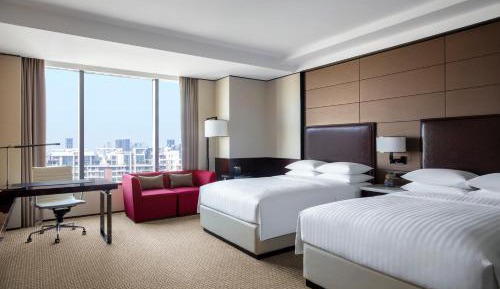 Deluxe City View, Guest room, 2 Twin/Single Bed(s)