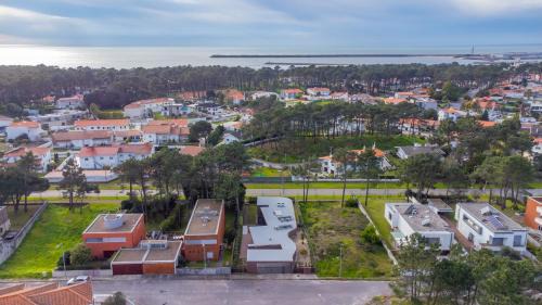 Four-Bedroom Deluxe Home - Oceanfront