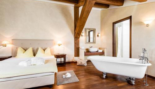 Apartment - Split Level