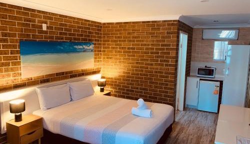 Classic Queen Room