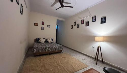 Deluxe Room (2 Adults + 1 Child)