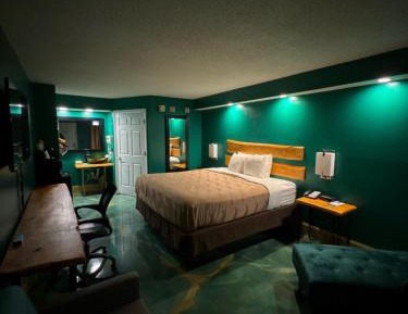 Superior King Room - Non-Smoking