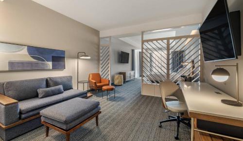 King Suite with Sofa Bed