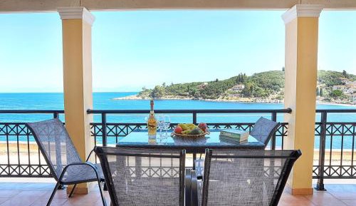 Two-Bedroom Apartment with Balcony and Sea View