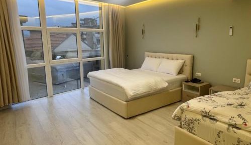 King Room with Spa Bath