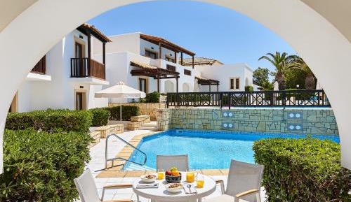 Junior Suite Sharing Pool