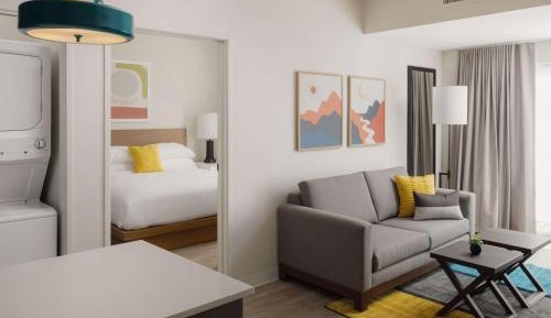 Two Bedroom Suite Accessible Tub - 2 King Beds