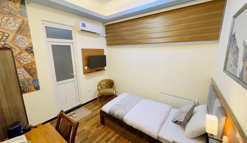 Small Single Room