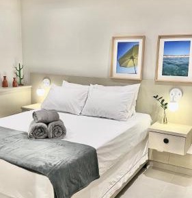 One-Bedroom Apartment with City View