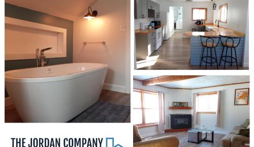 Queen Room with Shared Bathroom