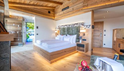 Suite with Sauna