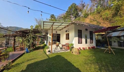 Quadruple Room with Mountain View