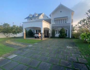 One-Bedroom Villa