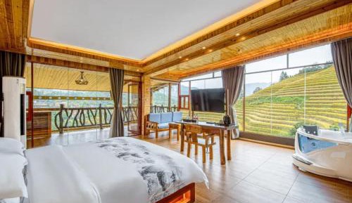 Deluxe Double Room with Bath
