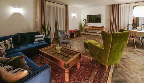 Four-Bedroom Holiday Home