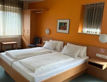 Room #61231407