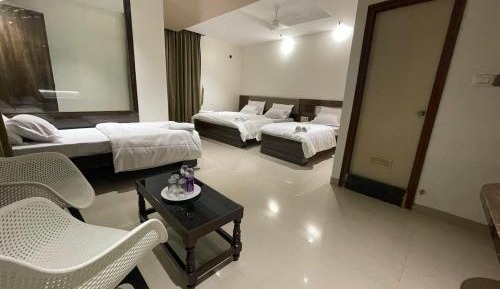 Deluxe Quadruple Room