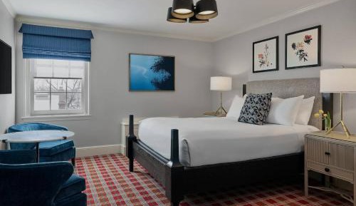 Author's Queen, Guest room, 1 Queen, High floor 