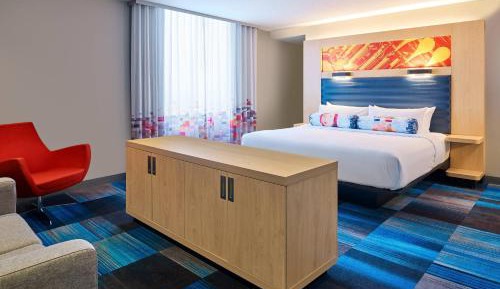 Savvy Plus, Guest room, 1 King