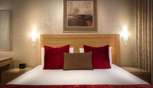 Suite with Spa Bath