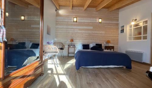 Deluxe Double Room with Extra Bed