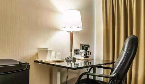 Deluxe Queen Room with Sofa Bed - Second Floor