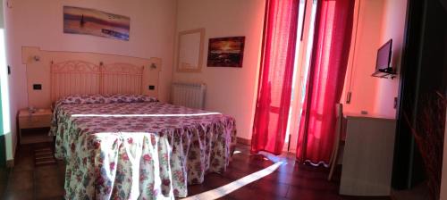 Triple Room with Sea View