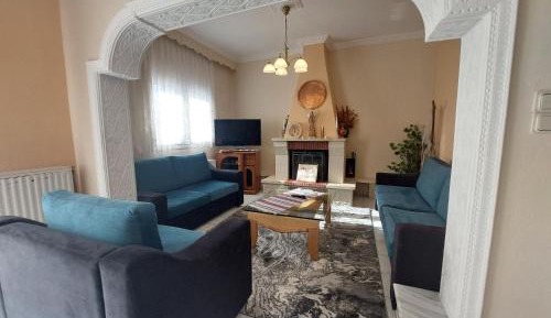 Three-Bedroom Apartment with Water View