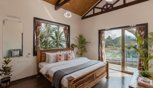 Four-Bedroom Holiday Home