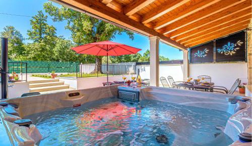Three-Bedroom Holiday Home 