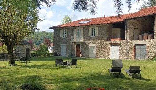 Double Room with Private External Bathroom