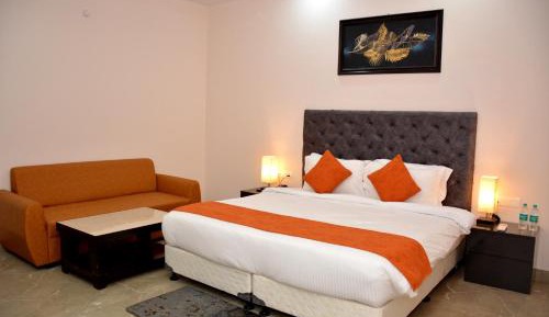 Deluxe King Room