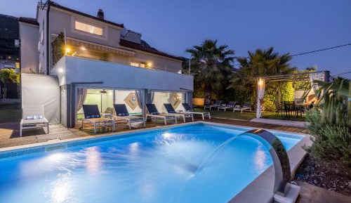 Villa with Sea View