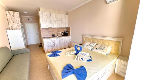 Studio with Sea View