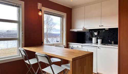 Two-Bedroom Apartment and River View 