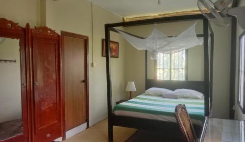 Double Room with Private Bathroom