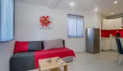 Two-Bedroom Apartment with Terrace and Sea View