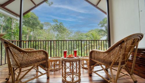 Deluxe Double Room with Balcony