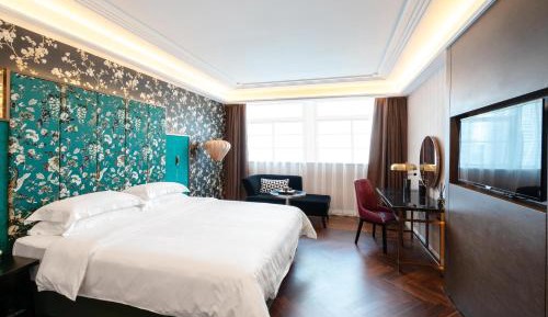 Deluxe Double Room with Shower