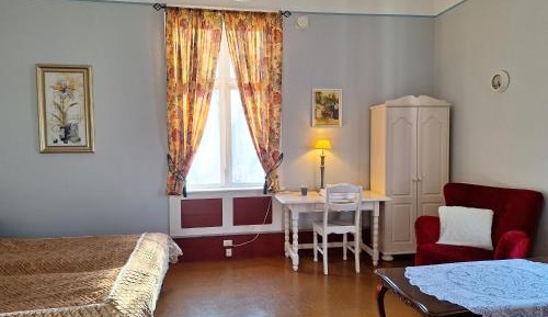Large Double Room