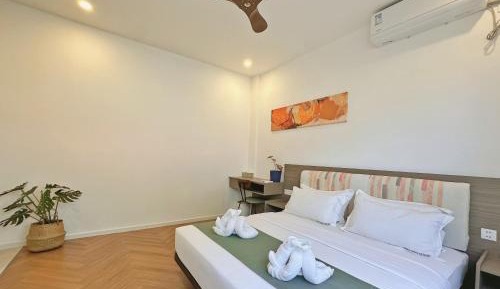 Double Room with Pool View
