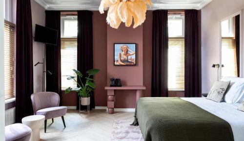 Tweepersoonskamer met een Eigen Externe Badkamer