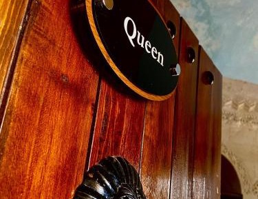 Queen Room
